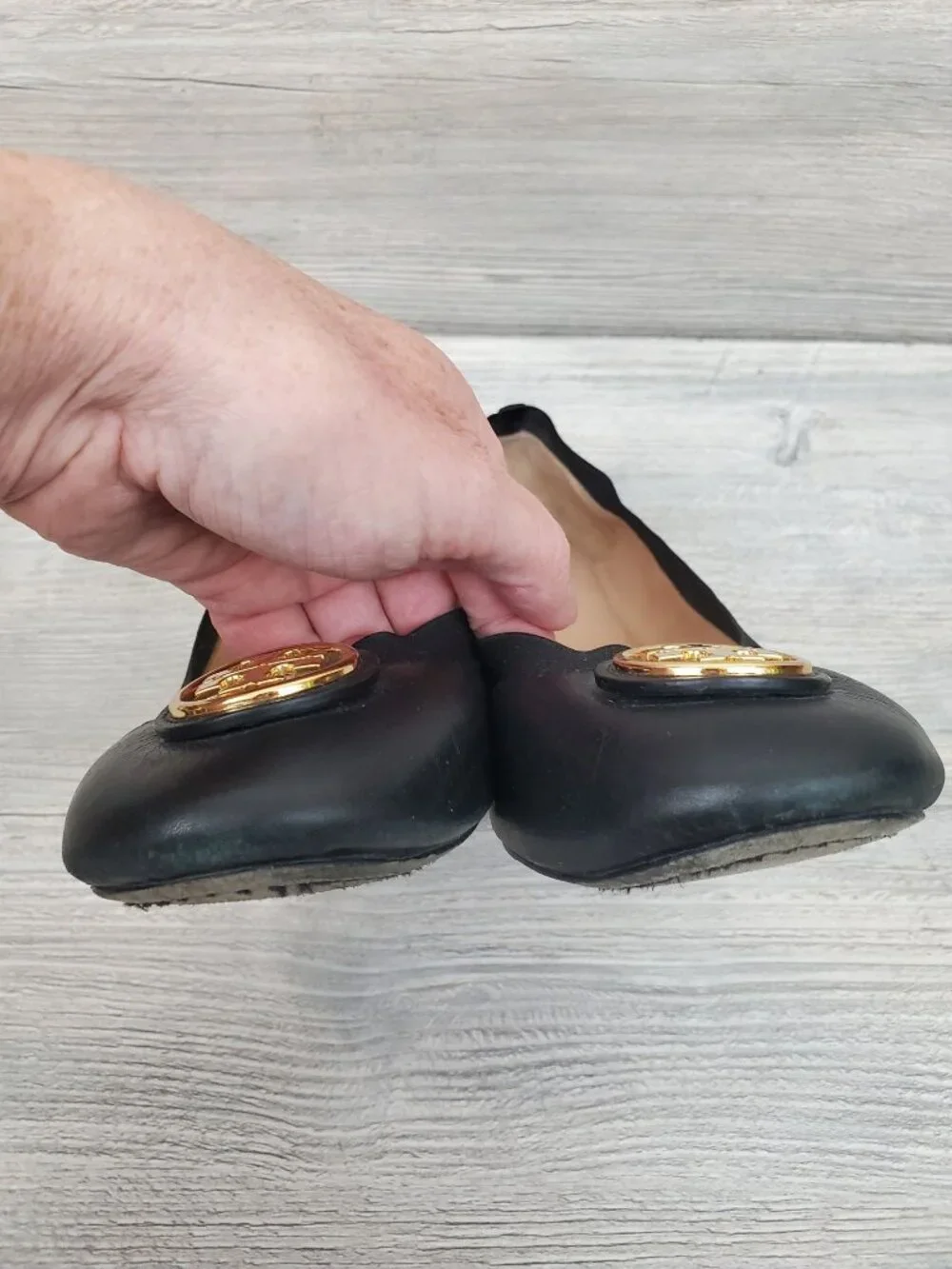Tory Burch Caroline 2 ballet flats in black; size 11M